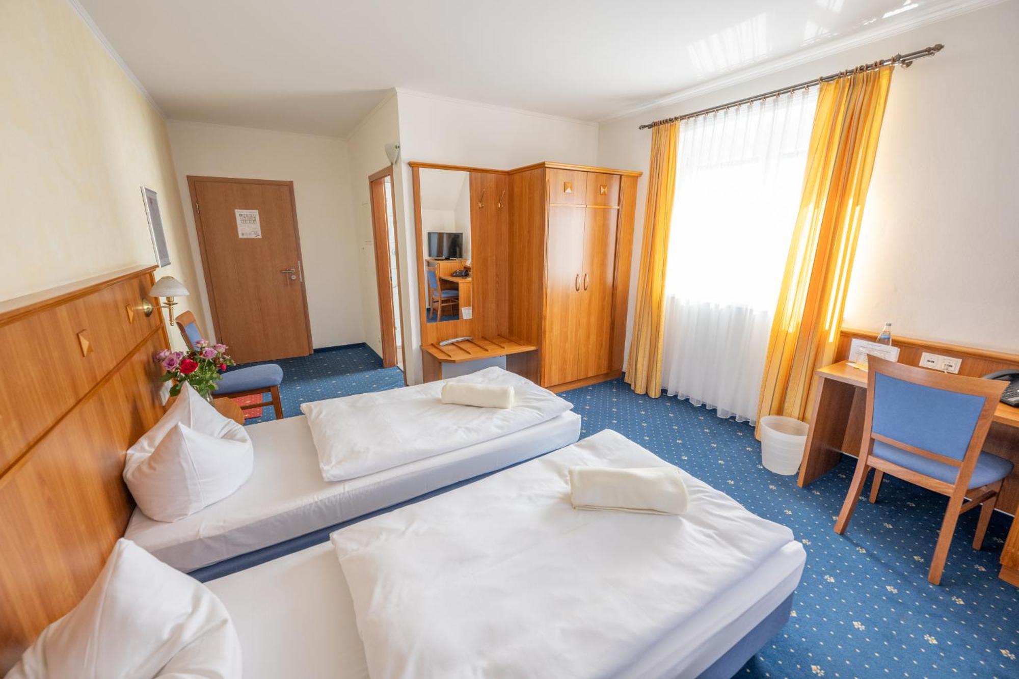 Hotel Haslbach Fgz Zeitlarn Zewnętrze zdjęcie